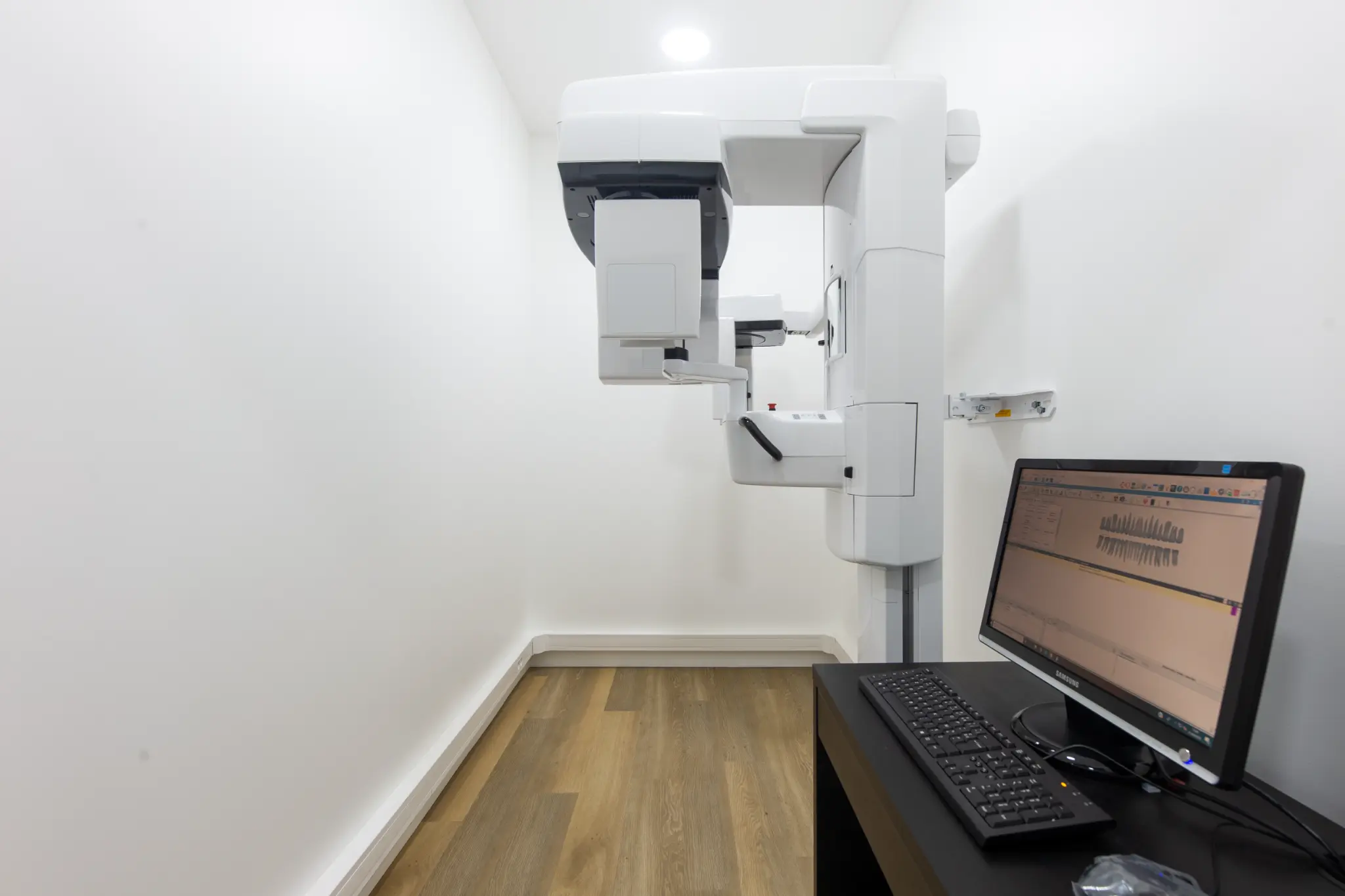 Cabinet Dentaire de la Gare - Salle de soin et équipement moderne - Photo 1